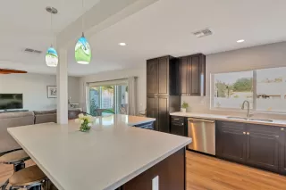 Photo #3: 6153102 Listing