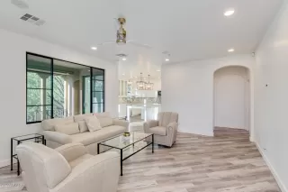 Photo #4: 6153164 Listing 