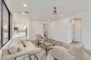 Photo #5: 6153164 Listing 