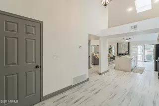 Photo #3: 6153187 Listing