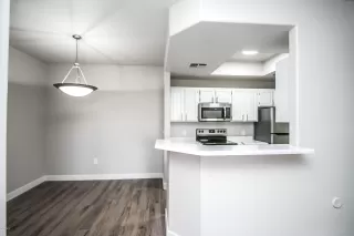 Photo #4: 6153224 Listing