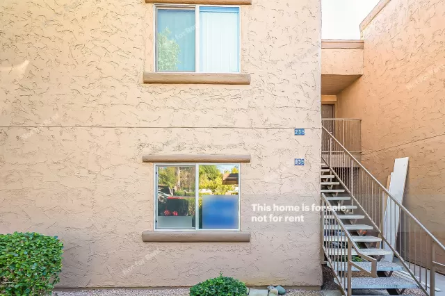MLS: 6153368 Condo For Sale