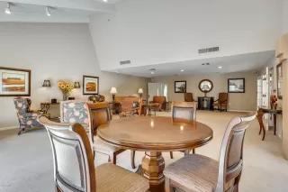 Photo #5: 6153498 Listing 