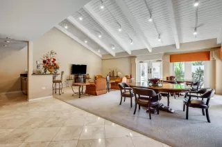 Photo #6: 6153498 Listing 