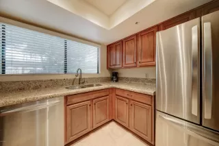 Photo #6: 6153518 Listing