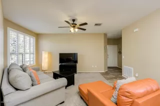 Photo #3: 6153636 Listing