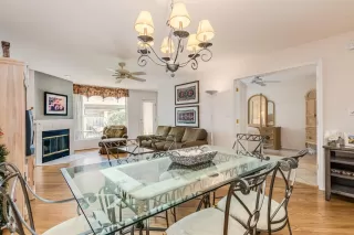 Photo #2: 6153703 Listing 