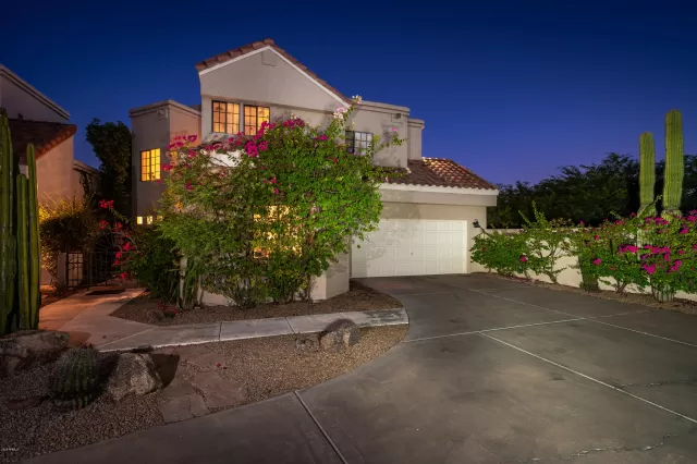 MLS: 6153714 Condo For Sale