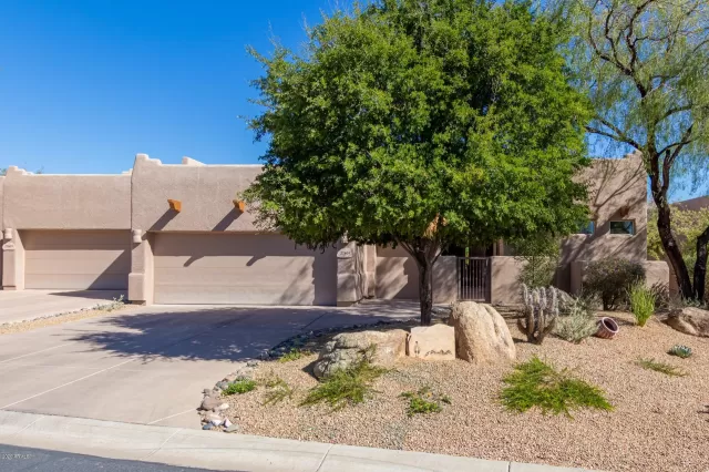MLS: 6153806 Condo For Sale