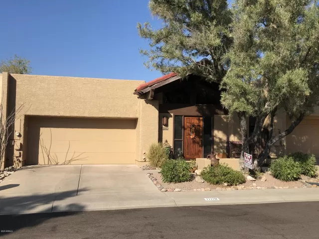 MLS: 6153906 Condo For Sale