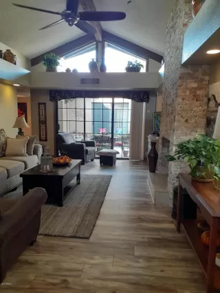 Photo #2: 6153906 Listing 