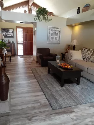 Photo #3: 6153906 Listing 