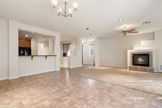 Photo #6: 6154188 Listing