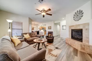 Photo #5: 6154359 Listing