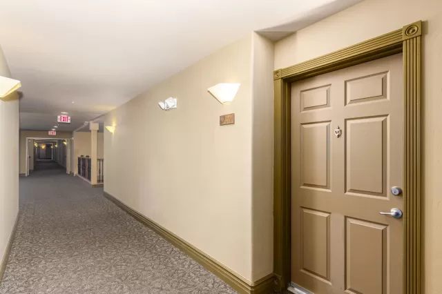 MLS: 6154526 Condo For Sale