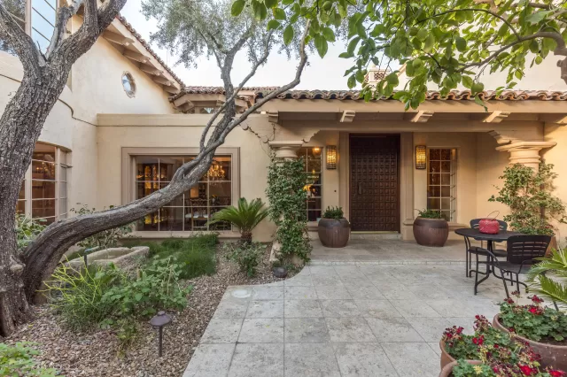 MLS: 6154869 Condo For Sale