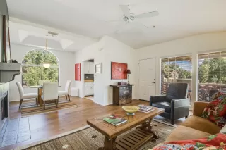 Photo #5: 6155029 Listing