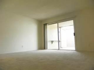 Photo #4: 6155129 Listing