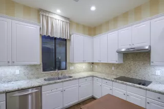 Photo #6: 6155150 Listing 