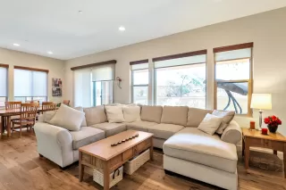 Photo #5: 6155268 Listing 
