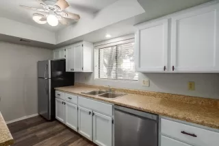 Photo #6: 6155414 Listing