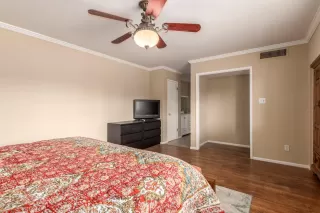 Photo #6: 6155518 Listing 