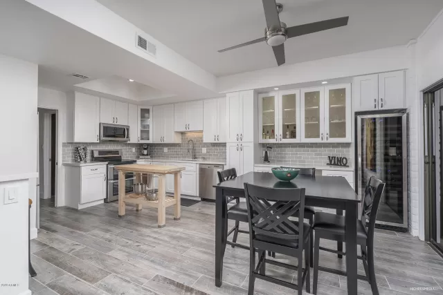 MLS: 6155833 Condo For Sale
