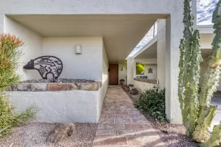 Photo #2: 6156017 Listing