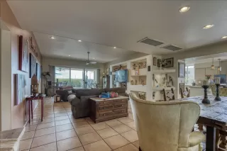 Photo #4: 6156017 Listing