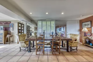 Photo #6: 6156017 Listing