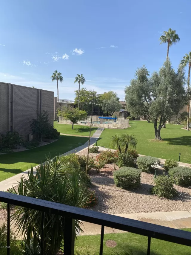 MLS: 6156042 Condo For Sale