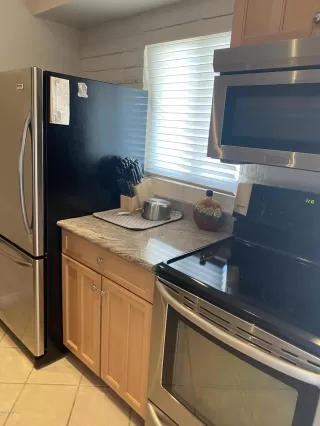 Photo #3: 6156042 Listing