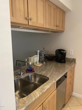 Photo #4: 6156042 Listing