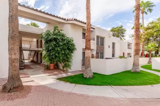 Photo #1: 6156140 Listing 