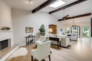 Photo #3: 6156184 Listing