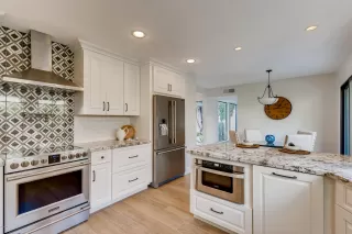 Photo #6: 6156184 Listing