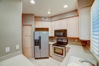 Photo #1: 6156432 Listing 