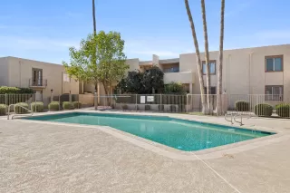 Photo #2: 6156693 Listing 