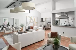 Photo #3: 6156853 Listing