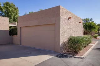 Photo #2: 6156870 Listing 