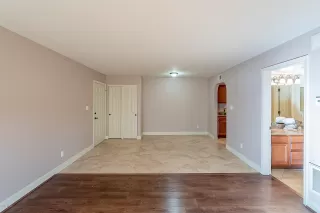 Photo #2: 6157179 Listing