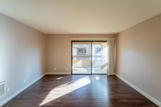 Photo #4: 6157179 Listing