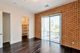 Photo #5: 6157313 Listing