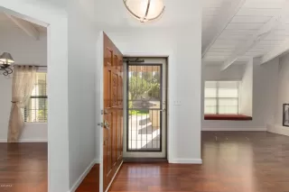 Photo #6: 6157640 Listing 