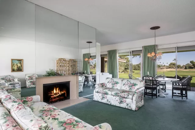 MLS: 6157667 Condo For Sale