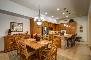 Photo #5: 6157704 Listing