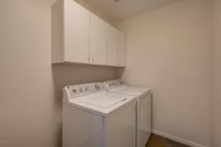 Photo #6: 6157756 Listing