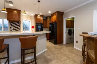 Photo #6: 6157772 Listing