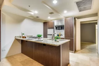 Photo #5: 6157778 Listing