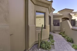 Photo #4: 6157877 Listing